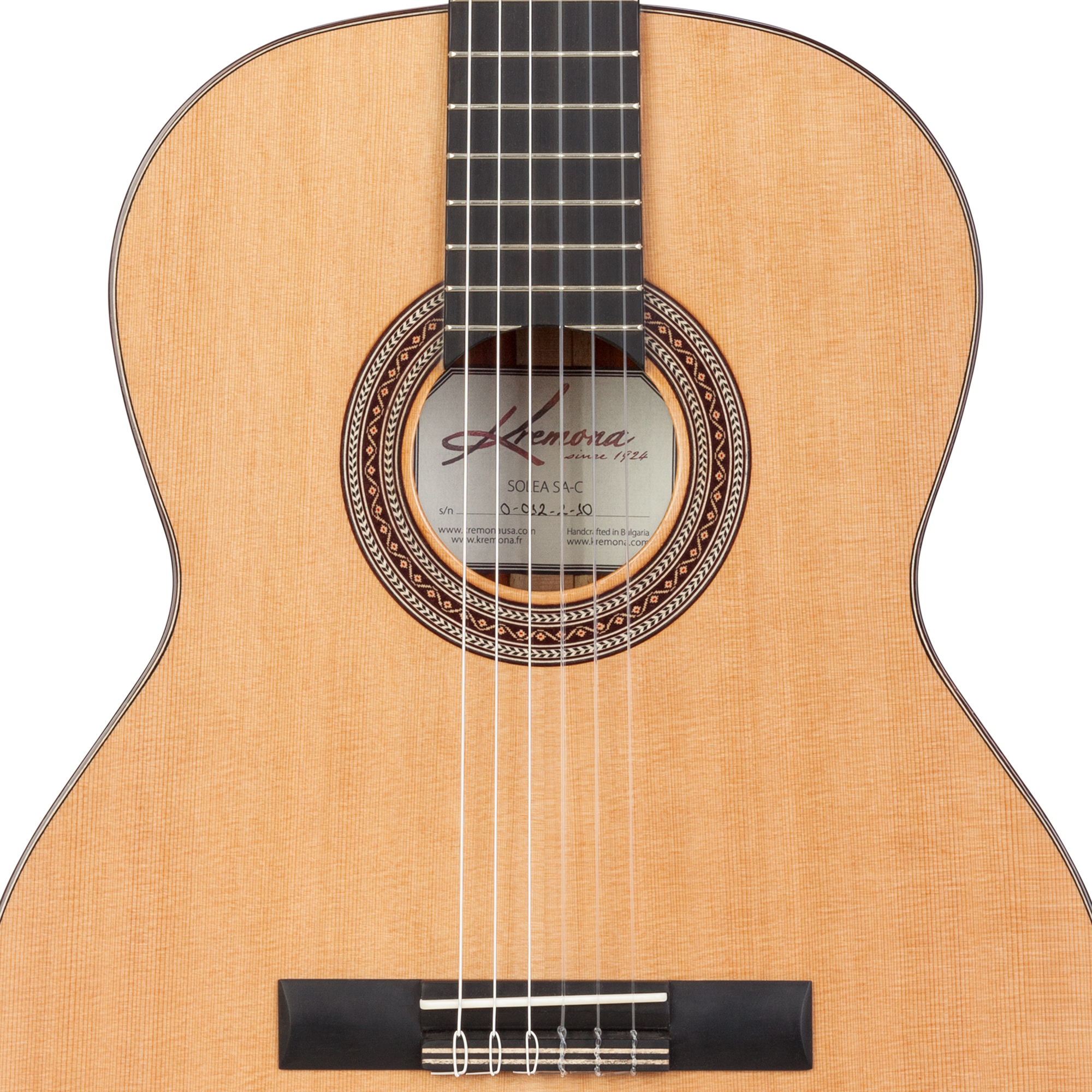 Kremona Solea SA-C handcrafted concert classical guitar - solid red cedar top - hand inlaid wood rosette